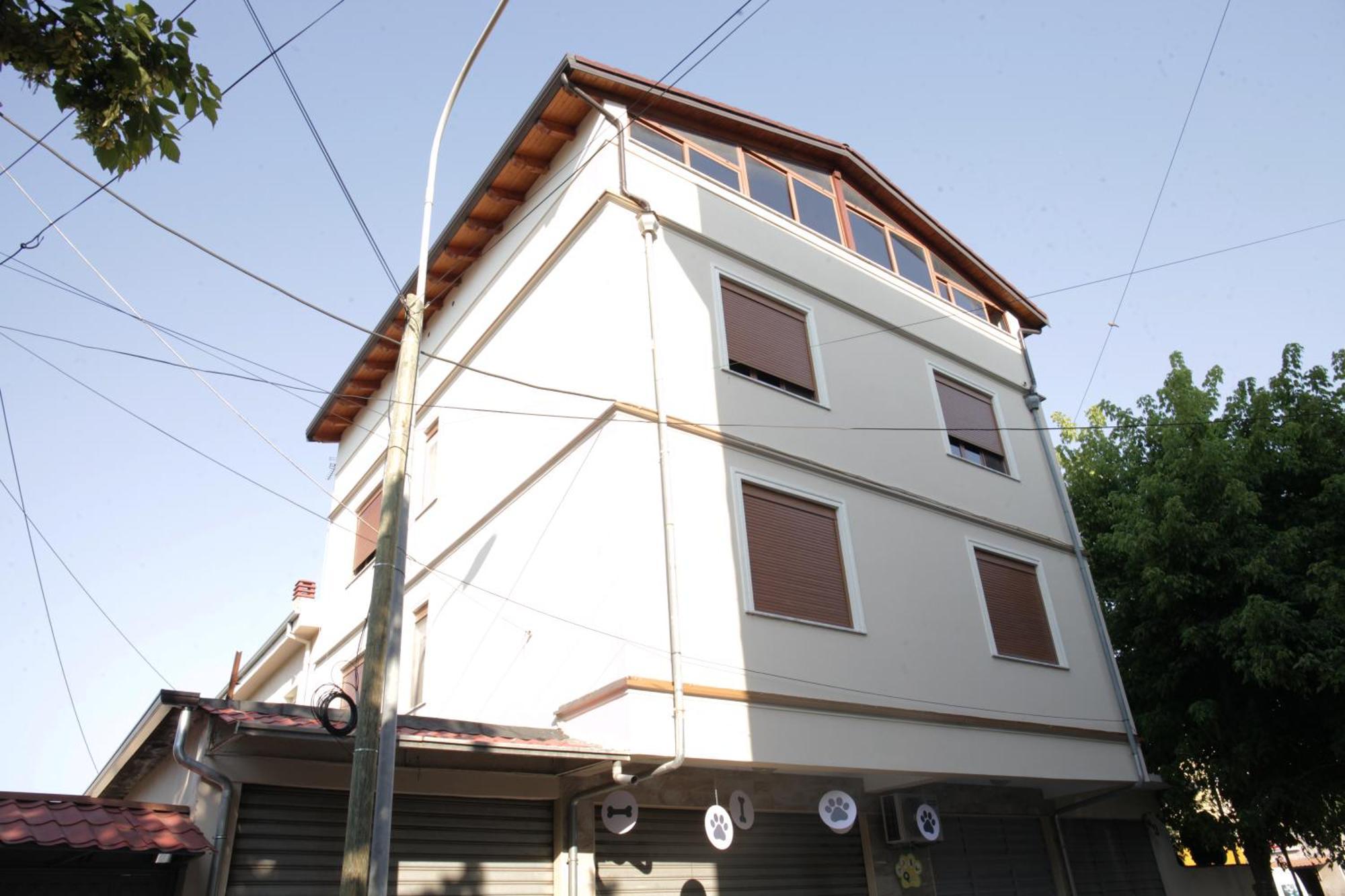 Cozy 2 Bedroom 10 Min Walk To Center